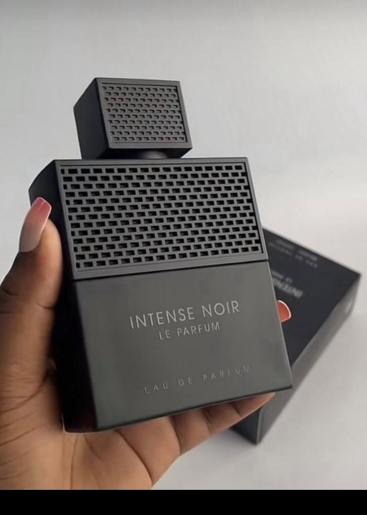 INTENSE NOIR LE PARFUM